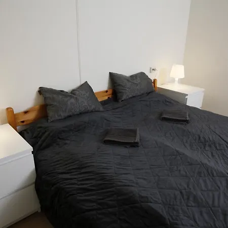 140qm Gaestehaus Sunlight, 4 Schlafzimmer Fuer Bis Zu 6 Personen, Ueberdachte Terrasse, Parkplatz Und Garage In Bei Wuerzburg Casa de Férias Rimpar