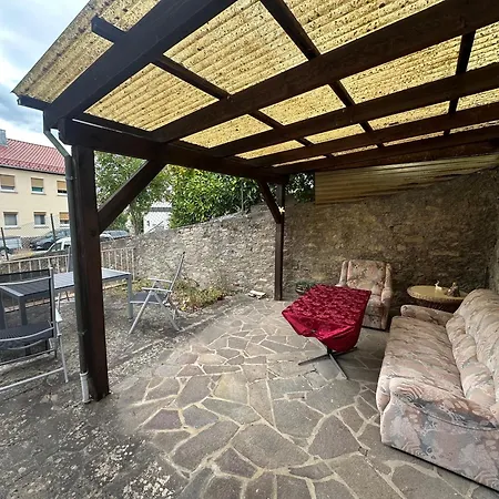 140qm Gaestehaus Sunlight, 4 Schlafzimmer Fuer Bis Zu 6 Personen, Ueberdachte Terrasse, Parkplatz Und Garage In Bei Wuerzburg