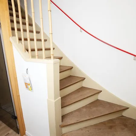 140qm Gaestehaus Sunlight, 4 Schlafzimmer Fuer Bis Zu 6 Personen, Ueberdachte Terrasse, Parkplatz Und Garage In Bei Wuerzburg Semesterbostad Rimpar