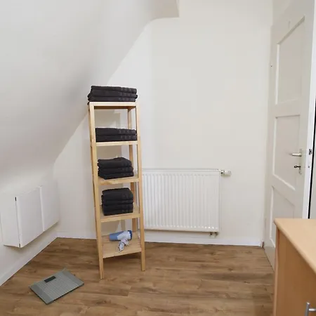 140qm Gaestehaus Sunlight, 4 Schlafzimmer Fuer Bis Zu 6 Personen, Ueberdachte Terrasse, Parkplatz Und Garage In Bei Wuerzburg Semesterbostad Rimpar
